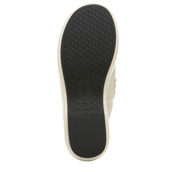 Modern Ivory-Sole