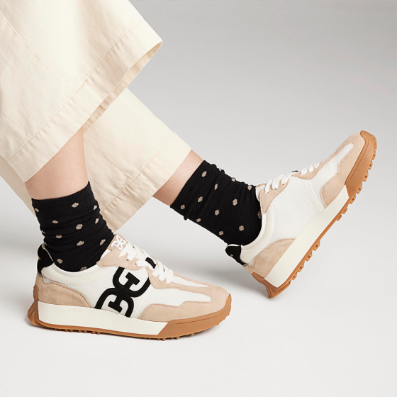 White/Tan/Black